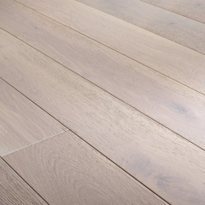 190mm x 20/6 Engineered Oak Flooring White Lacquered and Brushed Oak(1.805m2 pack)