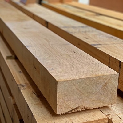 Oak Beam Grade Landscape Sleeper 2.4m x 200mm x 100mm - Atlantic Timber